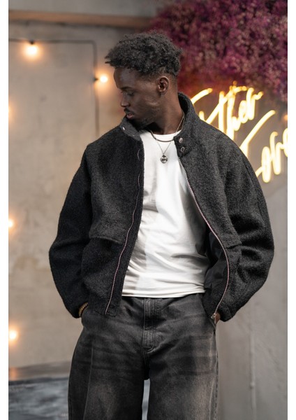 Oversize Crop Model Yan Cepli Astarlı Kırçıllı Mont