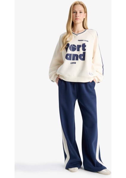 Coool Oversize Geniş Kalıp V Yaka Baskılı Kalın Sweatshirt E8794AX25WN