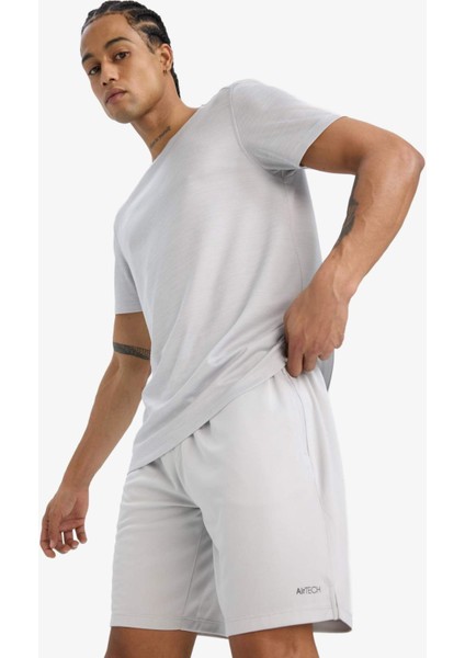 Fit Standart Fit Çabuk Kuruyan Nefes Alabilen Kumaş Sporcu Kısa Paça Şort E9753AX25AU