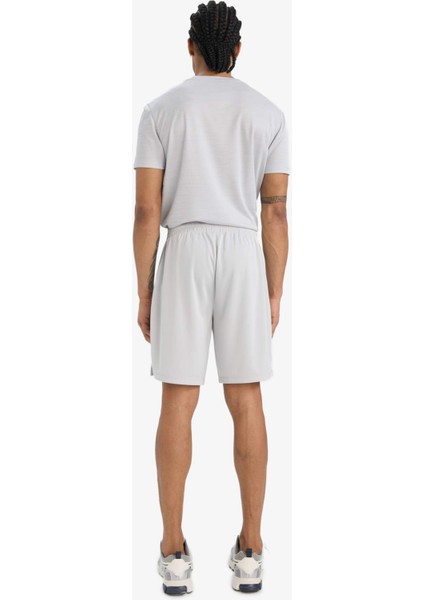 Fit Standart Fit Çabuk Kuruyan Nefes Alabilen Kumaş Sporcu Kısa Paça Şort E9753AX25AU