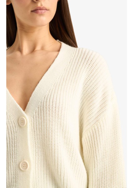 Regular Fit V Yaka Düğmeli Triko Hırka U2052AZ25WN