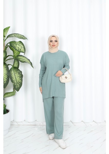 Saç Örgülü Triko Takım