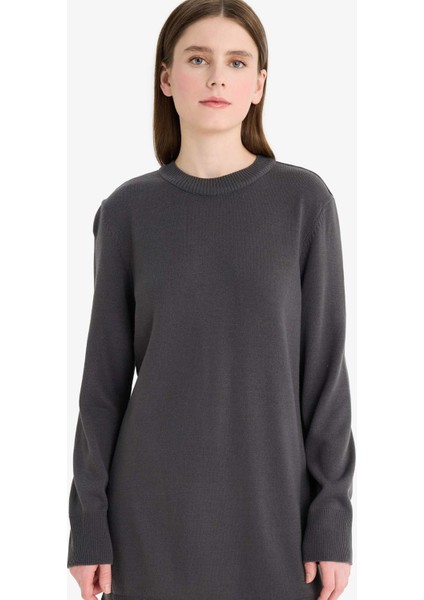 Regular Fit Bisiklet Yaka Yırtmaçlı Basic Düz Triko Kazak Tunik