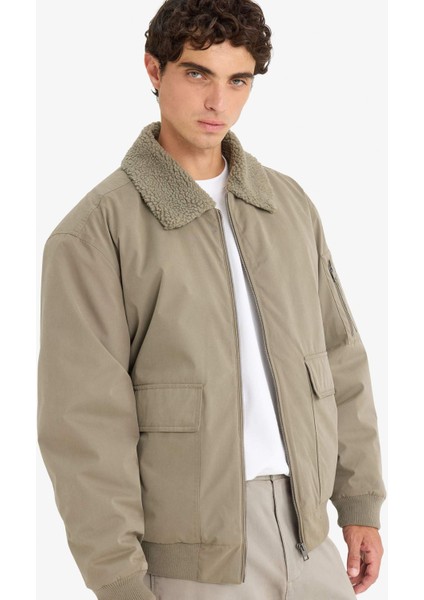 Su İtici Oversize Geniş Kalıp Gömlek Yaka Fermuarlı Peluş Yaka İç Cepli Mont E9247AX25WN