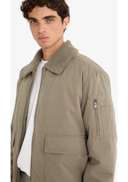 Su İtici Oversize Geniş Kalıp Gömlek Yaka Fermuarlı Peluş Yaka İç Cepli Mont E9247AX25WN