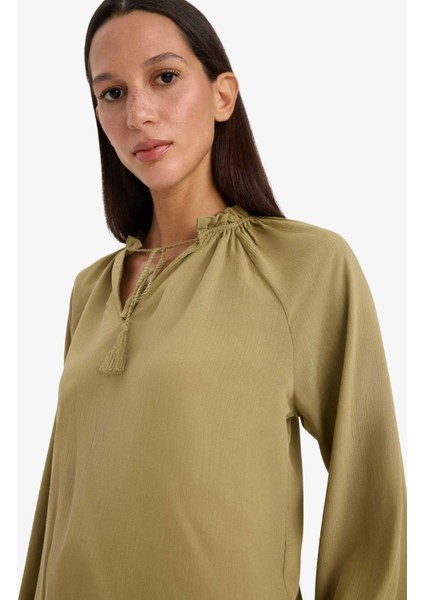 Regular Fit Bisiklet Yaka Krinkıl Kumaş Uzun Kollu Bluz E9429AX25SM