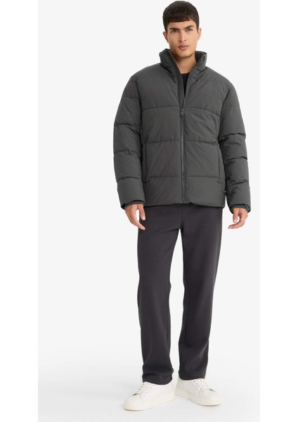 Su İtici Regular Fit Dik Yaka Fermuarlı Cepli Mont E9991AX25WN