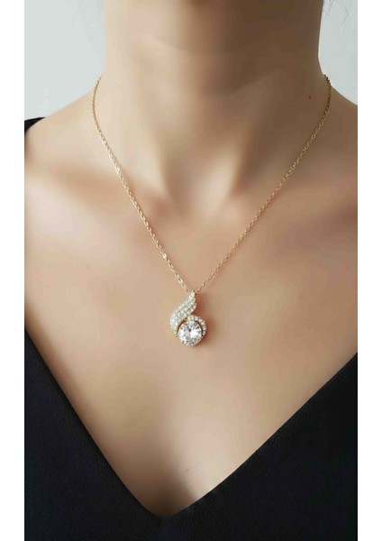 Lüks Zirkon Taşlı Çelik Kolye | Suya Dayanıklı Kararmaz Şıklık | Abiye & Günlük Uyum