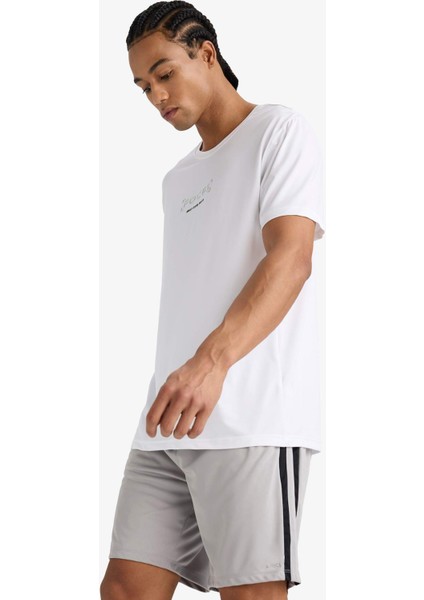 Fit Standart Fit Sporcu Kısa Paça Cepli Şort