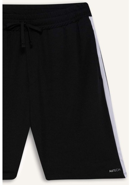 Fit Standart Fit Sporcu Kısa Paça Cepli Şort