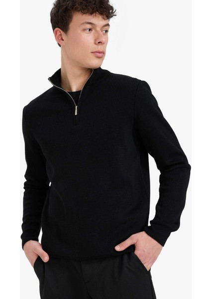 Standart Fit Normal Kesim Dik Yaka Yarım Fermuarlı Basic Düz Triko Kazak A5184AX25AU