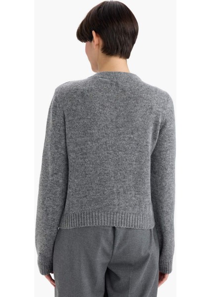 Regular Fit Bisiklet Yaka Basic Düz Düğmeli Soft Touch Yumuşak Triko Hırka