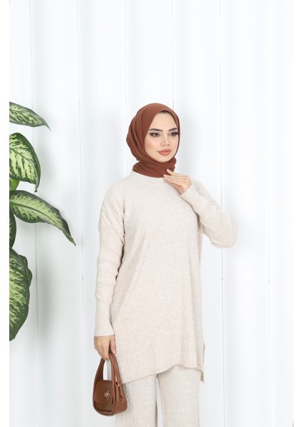 Saç Örgülü Triko Takım fırsatları