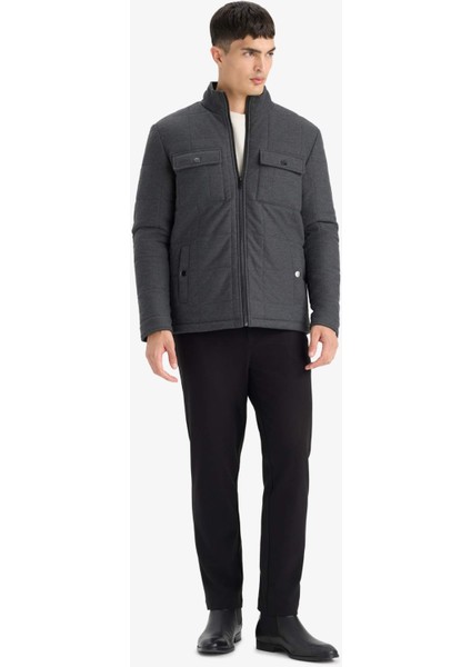 Slim Fit Dar Kesim Dik Yaka Astarlı Fermuarlı Cepli Kışlık Şişme Penye Mont E7888AX25AU