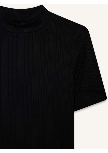 Regular Fit Yarım Balıkçı Yaka Fitilli Kaşkorse Kısa Kollu Tişört B1177AX25AU