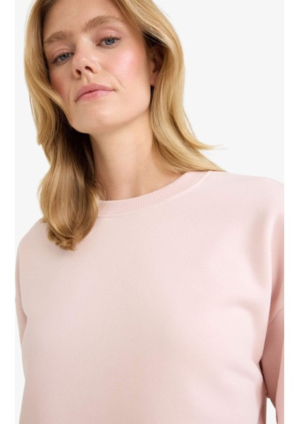 Boxy Fit Bisiklet Yaka Basic Düz Sweatshirt B8568AX25AU