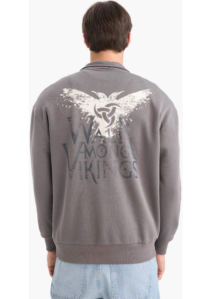Vikings Valhalla Boxy Fit Dik Yaka Yarım Fermuarlı Sırt Baskılı Sweatshirt E9324AX25AU