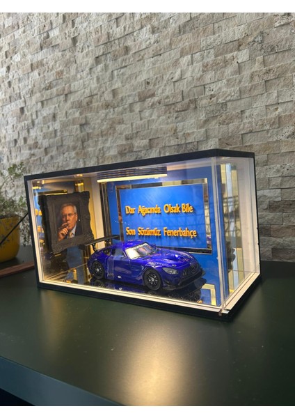 Garaj Seti 1:18 Fenerbahçe Temalı Dekoratif Araba ve Vitrin Seti | Işıklı Koleksiyonluk Model | Masaüstü Hediyelik Aksesuar fırsatları