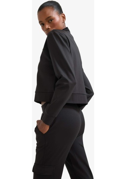 Standart Fit Dik Yaka Esnek Kumaş İçi Yumuşak Tüylü Fermuarlı Sweatshirt E8981AX25AU