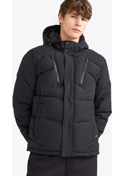 Su İtici Slim Fit Dar Kesim Kapüşonlu İçi Polarlı Fermuarlı Mont F1147AX25WN