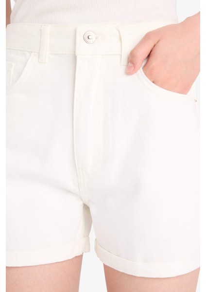 Mom Fit Yüksek Bel Katlamalı Paça Jean Şort