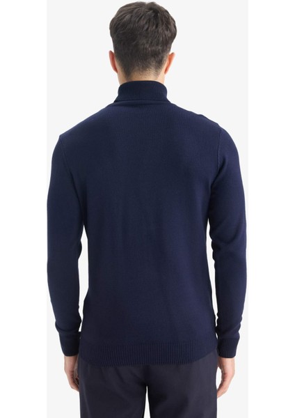 Slim Fit Dar Kesim Balıkçı Yaka Basic Düz Triko Kazak R1124AZ25WN