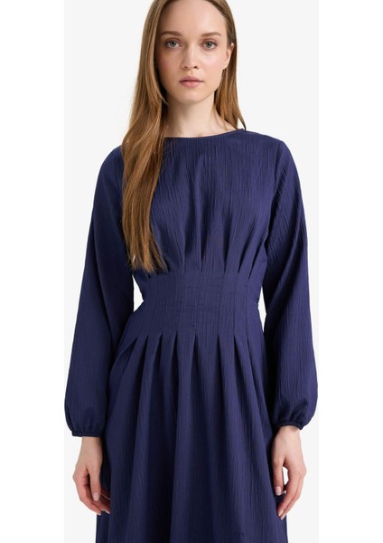 Regular Fit Bisiklet Yaka Uzun Kollu Maxi Elbise