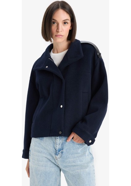 Regular Fit Kaşe Düğmeli Kısa Kaban