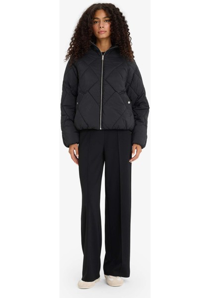 Su Geçirmez Regular Fit Kapüşonlu Mont F2803AX25WN