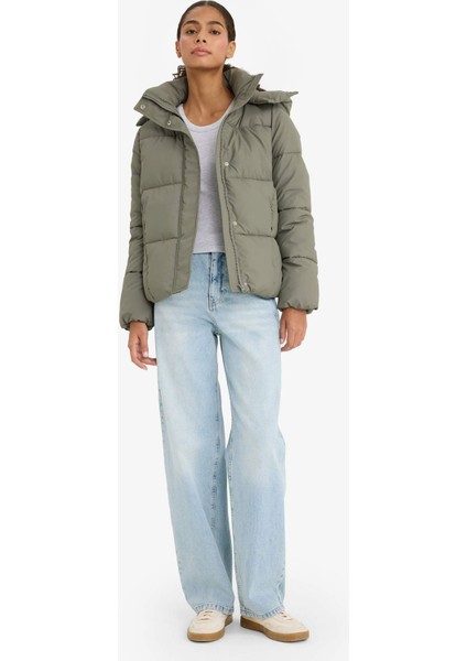 Regular Fit Kapüşonlu Fermuarlı Şişme Mont F2143AX25WN