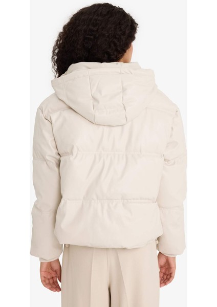 Regular Fit Kapüşonlu Polar Astarlı Suni Deri Mont