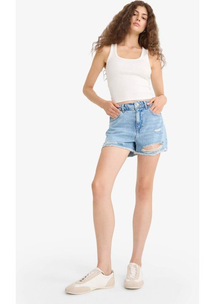 Yüksek Bel Paça Ucu Kesik Jean Şort