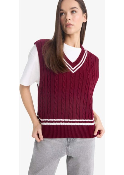 Coool Regular Fit V Yaka Saç Örgü Desenli Triko Süveter