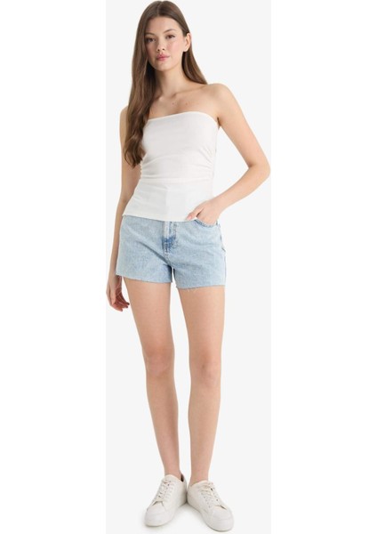 Mom Fit Yüksek Bel Paça Ucu Kesik Jean Şort