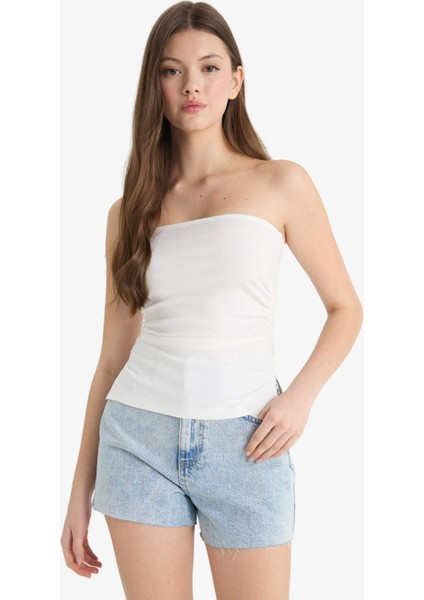 Mom Fit Yüksek Bel Paça Ucu Kesik Jean Şort