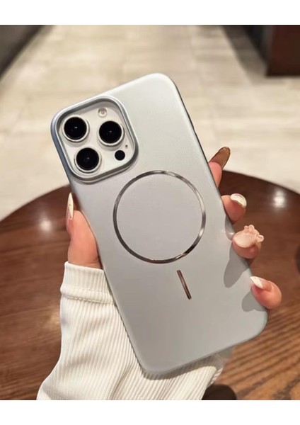 Iphone Uyumlu Slim Platin Magsafe Destekli Kılıf