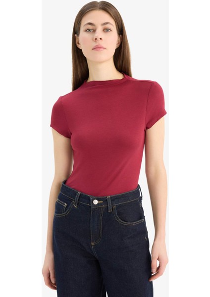 Slim Fit Dar Kesim Yarım Balıkçı Yaka Kısa Kollu Tişört E5906AX25SP