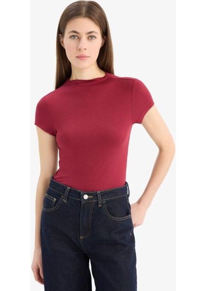 Slim Fit Dar Kesim Yarım Balıkçı Yaka Kısa Kollu Tişört E5906AX25SP