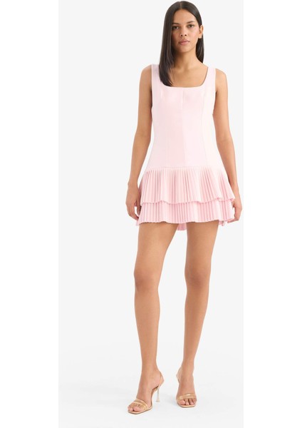 Kare Yaka Pileli Askılı Mini Yazlık Elbise