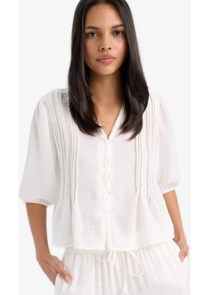 Relax Fit V Yaka Giperli Keten Görünümlü Kısa Kollu Gömlek