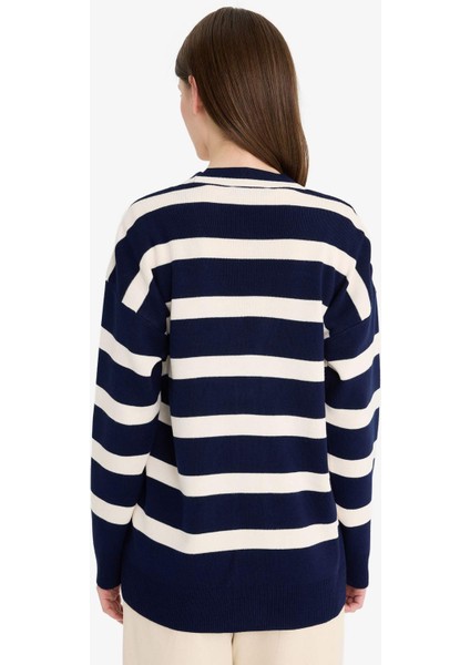 Regular Fit V Yaka Çizgili Düğme Kapmalı Tunik Triko Hırka