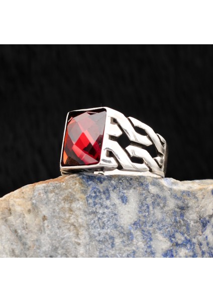 Zincir Tasarım Kırmızı Zirkon Taşlı 925 Ayar Gümüş Yüzük