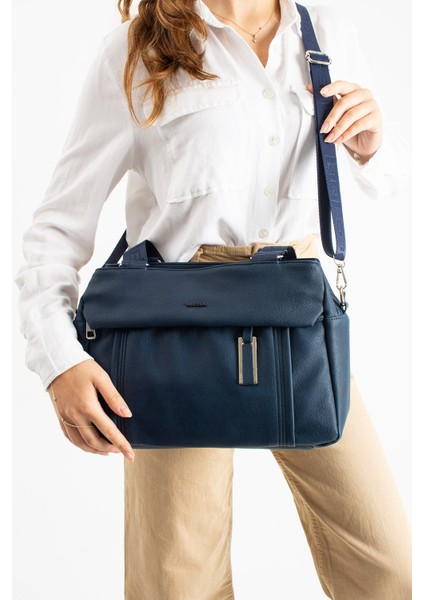 Büyük Boy Kadın Omuz ve Çapraz Çanta – Yumuşak Deri Dokulu, 3 Ana Bölmeli, Çok Cepli ve Günlük Kullanıma Uygun