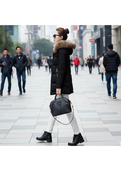 Kadın Tasarım Yakası Suni Kürklü Siyah Şişme Mont