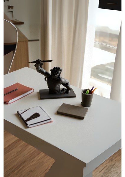 Dekoratif Heykel Kalemlik – Antik Yunan Laocoön Figürü ile Masaüstü Kalem Tutucu modelleri