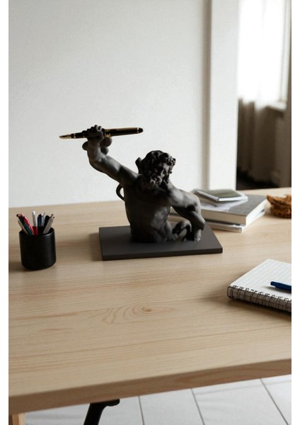 Dekoratif Heykel Kalemlik – Antik Yunan Laocoön Figürü ile Masaüstü Kalem Tutucu fırsatları