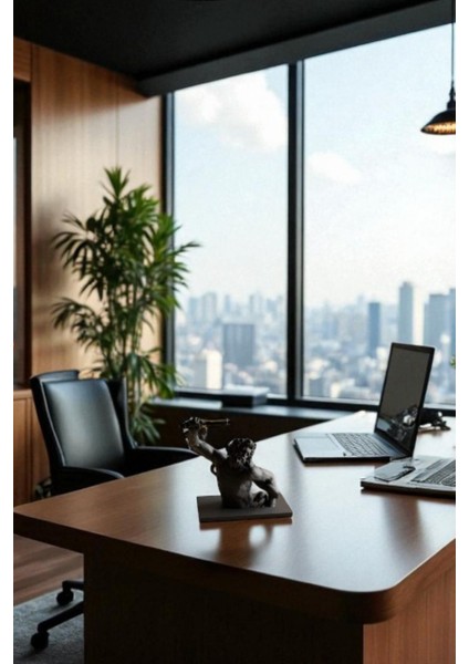 Dekoratif Heykel Kalemlik – Antik Yunan Laocoön Figürü ile Masaüstü Kalem Tutucu