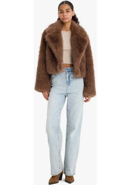 Regular Fit Düğmeli Kısa Suni Kürk F2921AX25WN