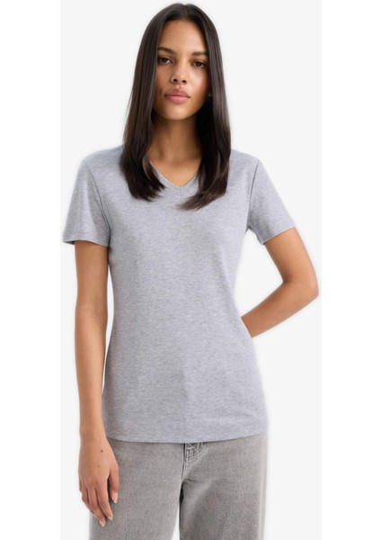 Slim Fit Dar Kesim V Yaka Basic Düz Ribana Kısa Kollu Tişört I1080AZ25SP