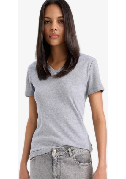 Slim Fit Dar Kesim V Yaka Basic Düz Ribana Kısa Kollu Tişört I1080AZ25SP